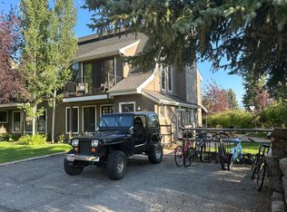 105 Buss Elle Rd #B, Ketchum, ID 83340