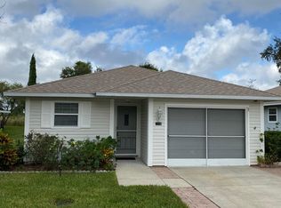 1968 Golden Palm Cir, Tavares, FL 32778