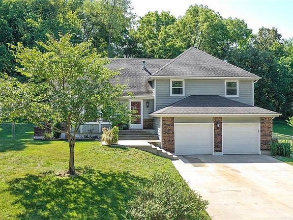 2nd image of 23 Gates Dr