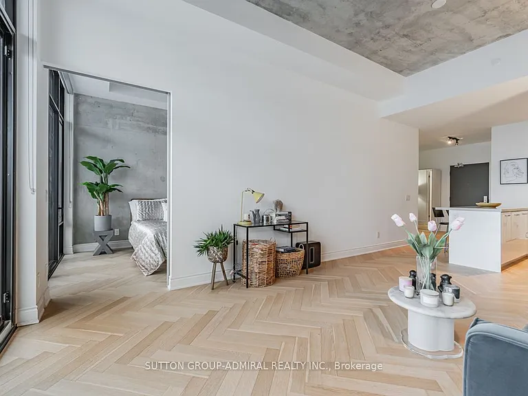608 Richmond St W #1304 — Photo 18