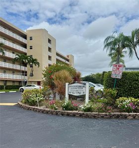 401 SE 3rd St APT 405, Dania Beach, FL, 33004