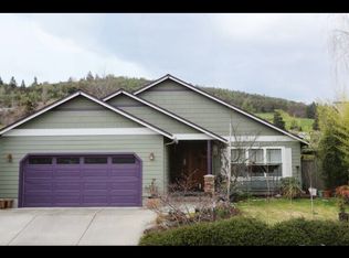 175 Deborah Dr, Talent, OR 97540