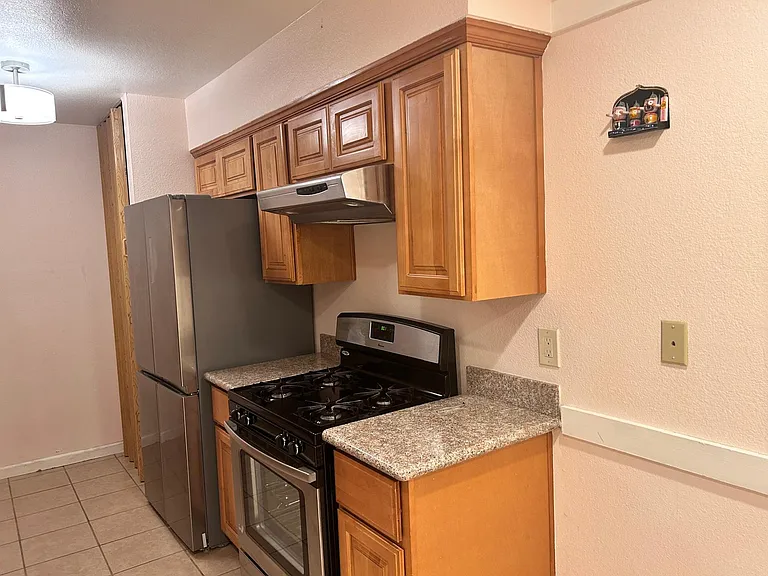 1937 Messina Dr — Photo 14