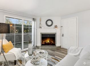 22831 30th Ave S APT 107, Des Moines, WA 98198