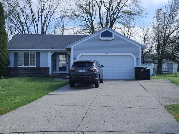 725 Brittany Ct SE, Kentwood, MI 49548