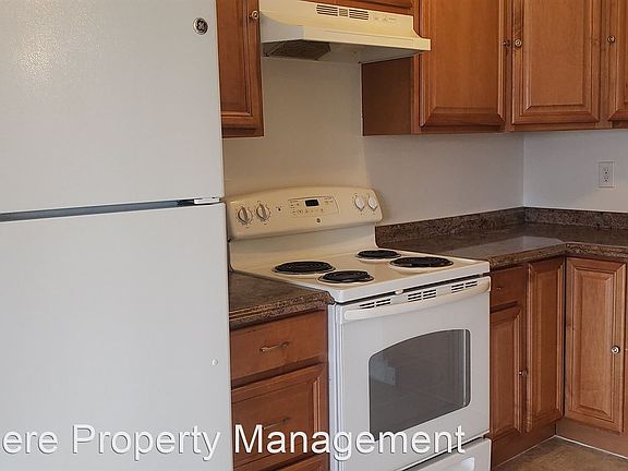 4th image of 26243 Pennsylvania Ave NE APT 18