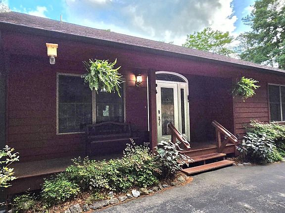 2nd image of 229 Cobblestone Way
