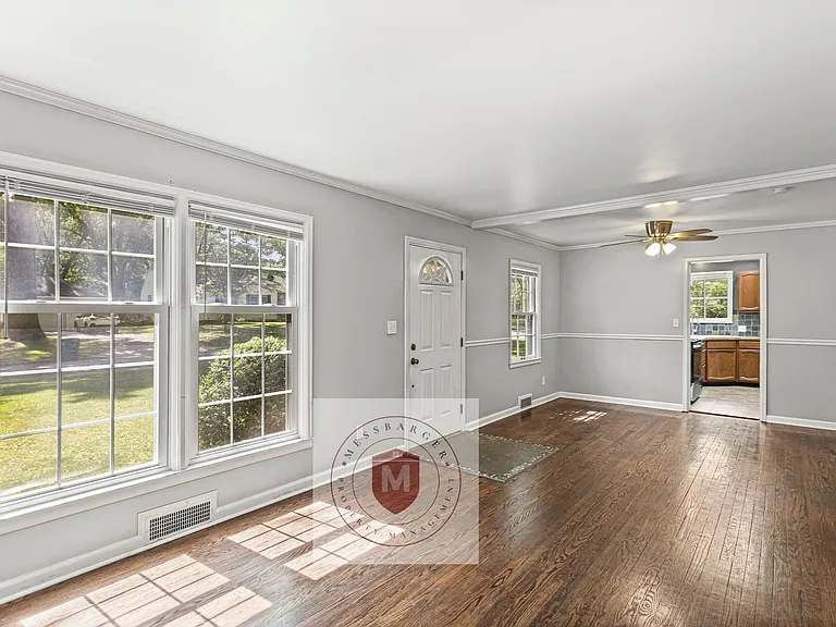 5135 Ash St — Photo 8