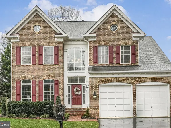 2731 Oakton Park Ct, Vienna, VA 22181