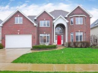 817 Timber Ridge Ct, Westmont, IL 60559