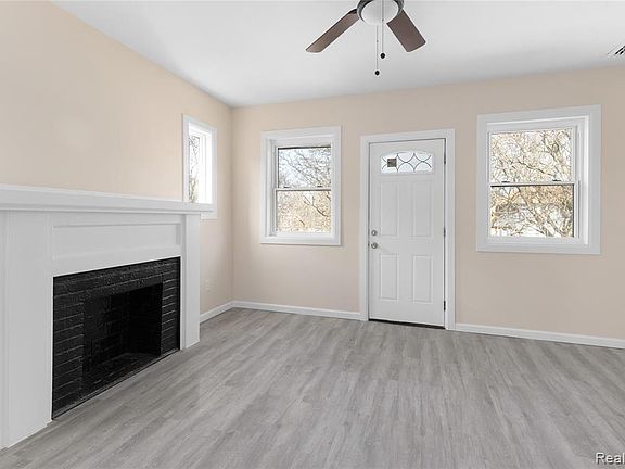 3rd image of 2995 Richton St #3