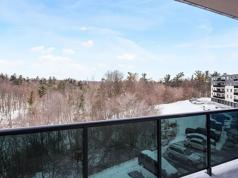 18 Skipton Ct — Photo 9