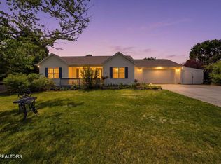 1618 Rivergate Ridge Ct, Sevierville, TN 37862