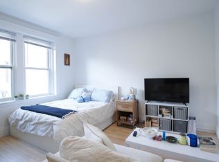 15 Park Dr APT 28, Boston, MA 02215
