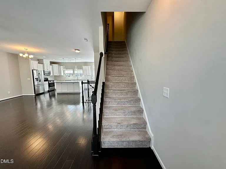 822 Richmont Grove Ln — Photo 14