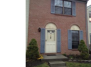 10 Wosniak Ct, Lawrence Township, NJ 08648