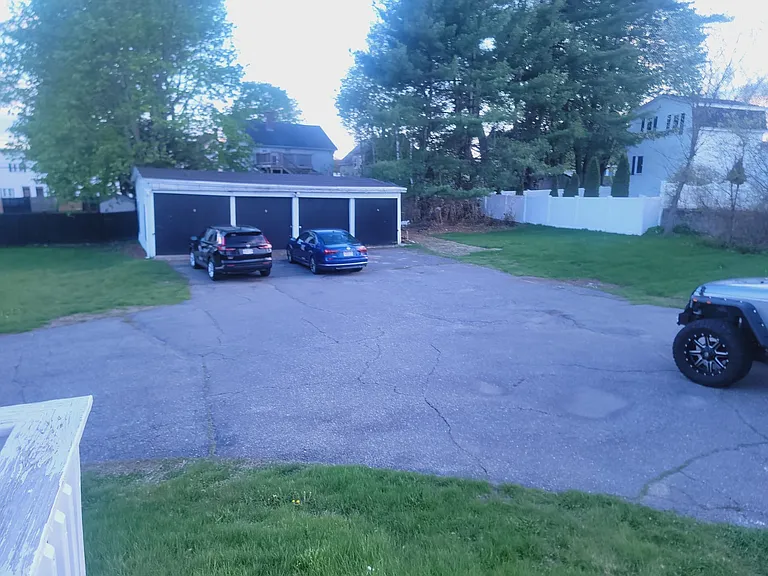 80 Linden St #2 — Photo 12