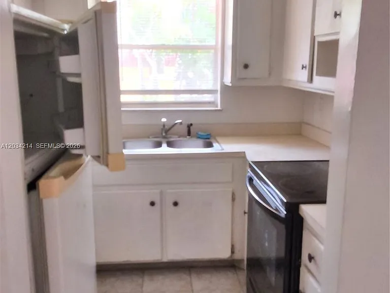 1826 Cleveland St #2 — Photo 7