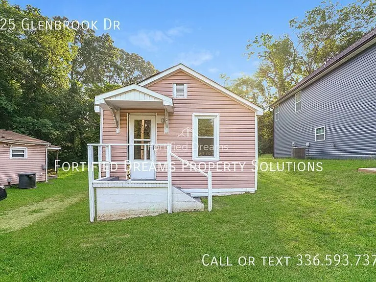 625 Glenbrook Dr — Photo 1