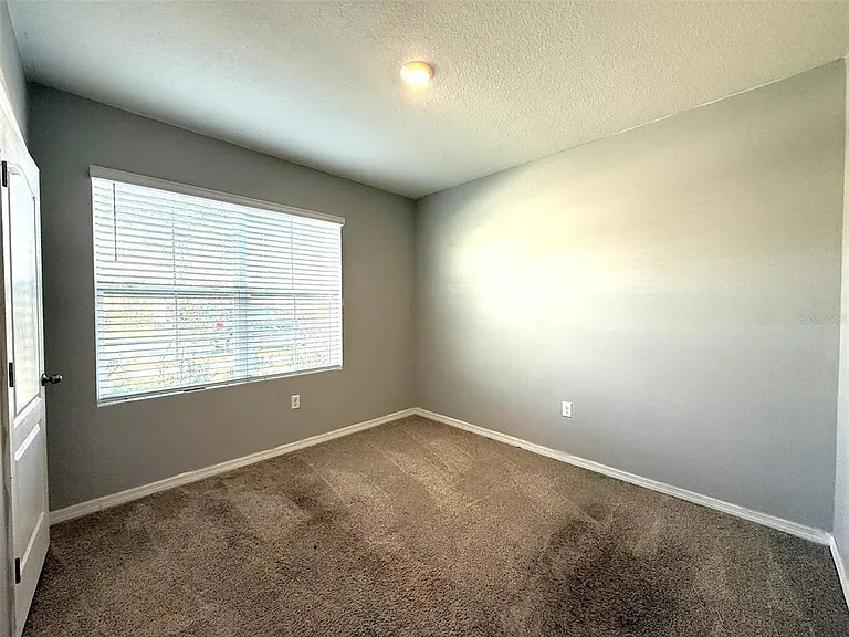 313 Sofia Ln — Photo 15