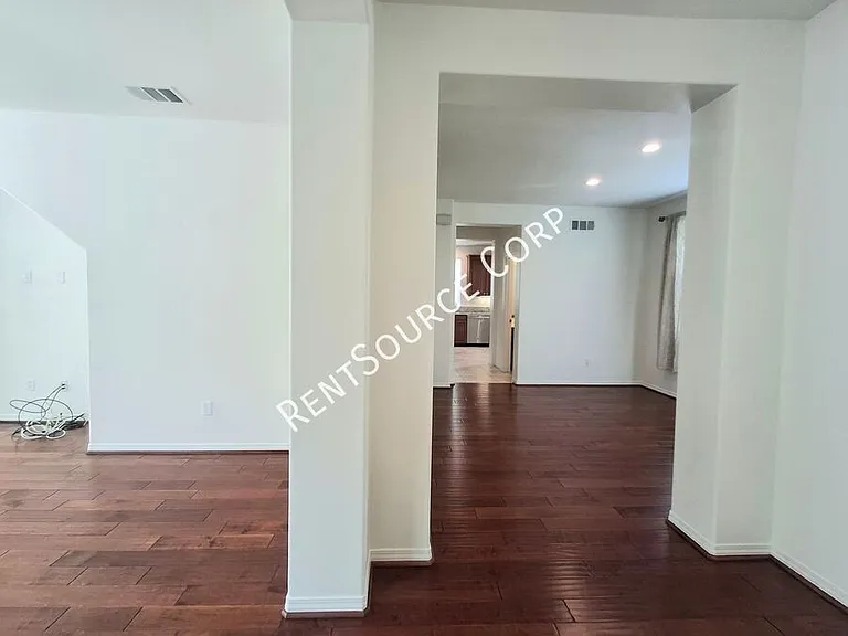 28408 Camino Del Arte Dr — Photo 6