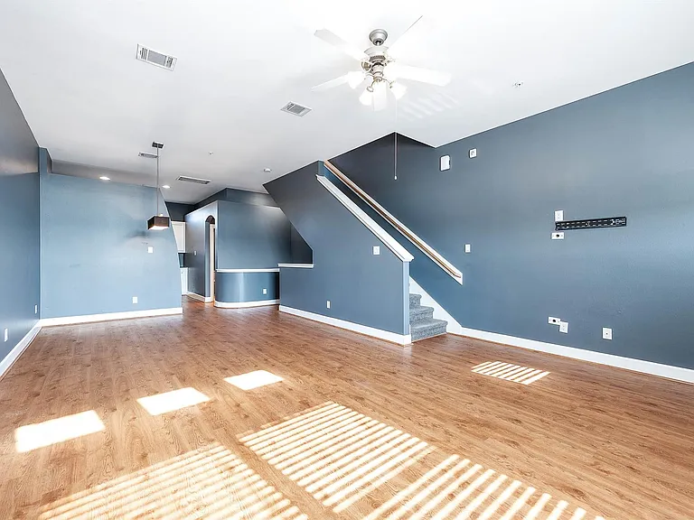 7650 Springhill St #704 — Photo 7