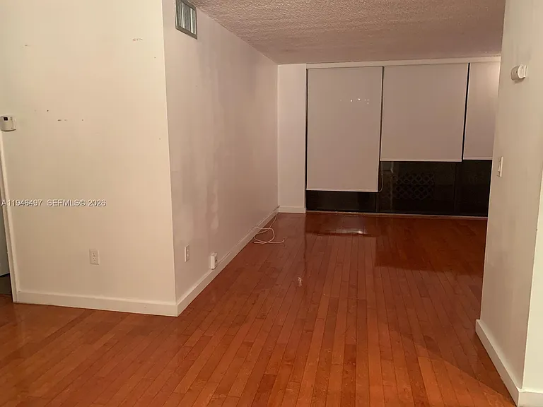 911 E Ponce De Leon Blvd #403 — Photo 7