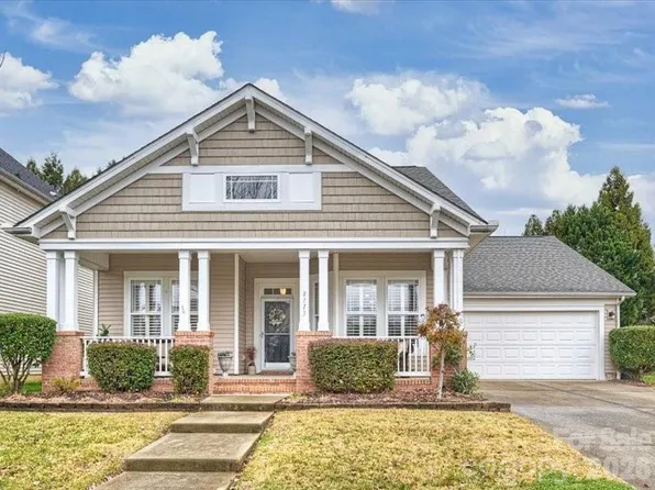 8113 Cottsbrooke Dr, Huntersville, NC 28078