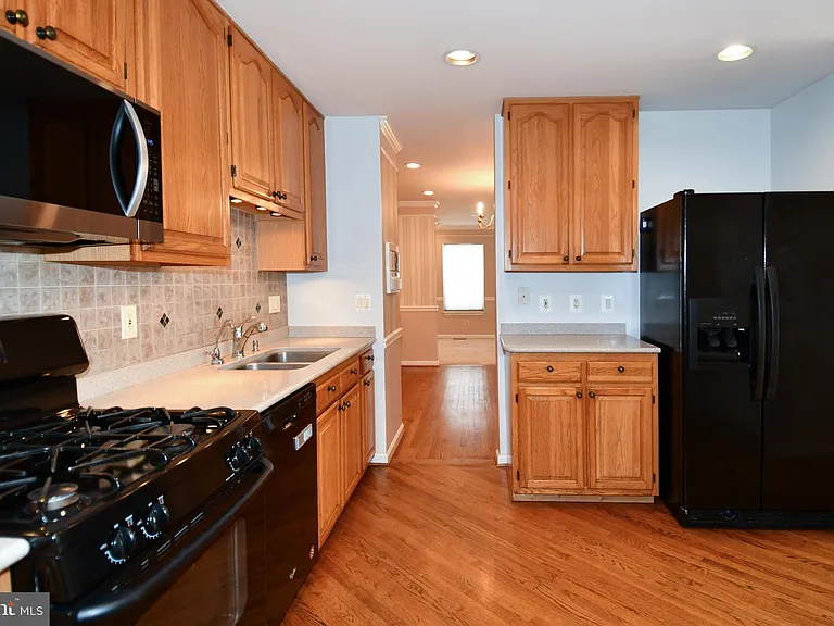 16853 Capon Tree Ln — Photo 15