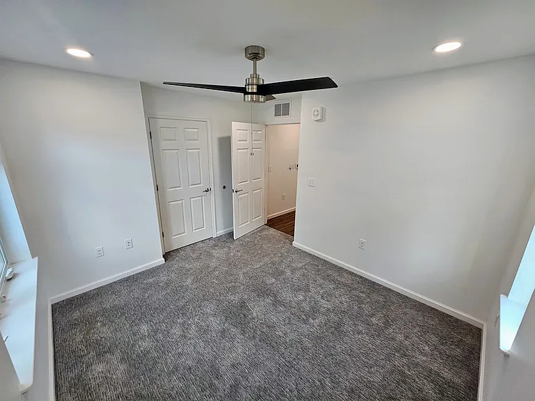 Clinton Lofts — Photo 11