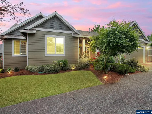 21075 Cody Ln NE, Aurora, OR 97002