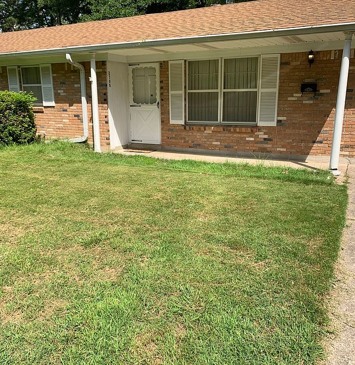 1st image of 2705 W 37th Ave