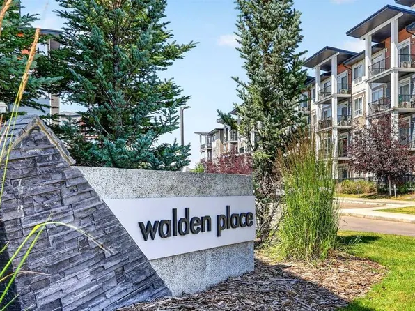 10 S Walgrove Walk SE #418, Calgary, AB T2X 4E3