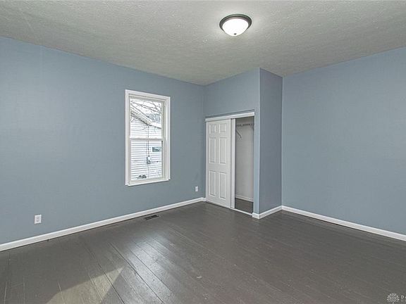 4th image of 205 Deem St