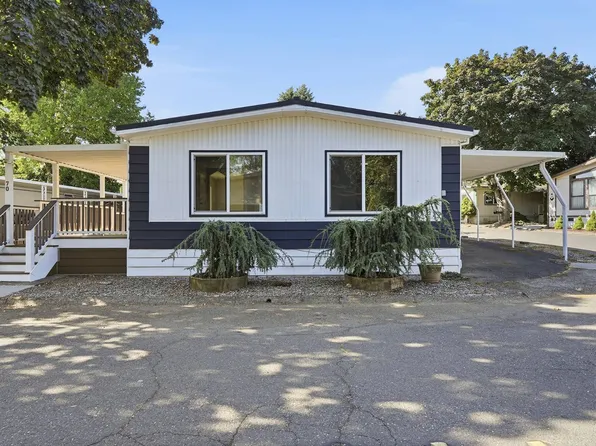 21100 NE Sandy Blvd Unit 70, Fairview, OR 97024