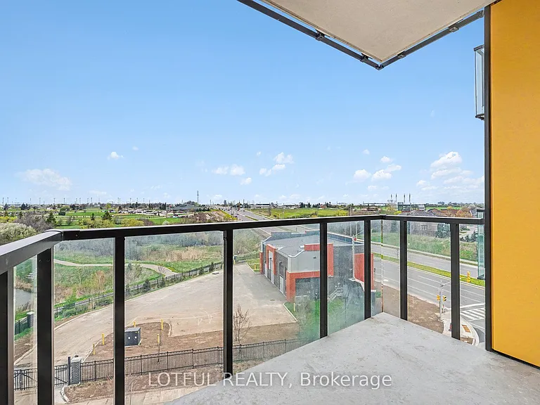 1415 Dundas St E #510 — Photo 16