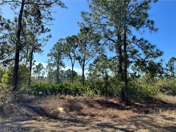 7933 5th Pl, Wheeler, FL 33935