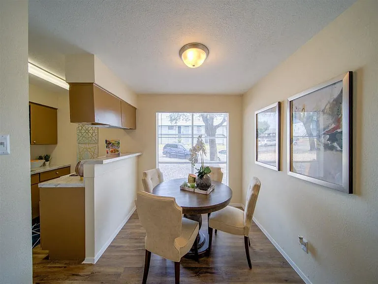 7963 Villa Cliff Dr — Photo 3