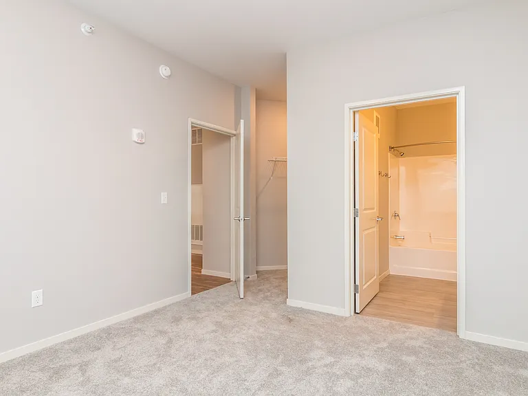 2 bd, 2 bt
D Unit - Corner 2 bd, 2 bt
D Unit - Corner