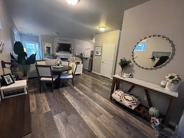 7627 Denali Ave NE — Photo 2
