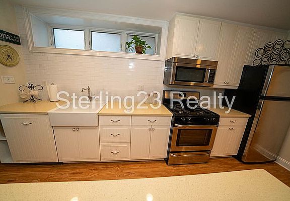4th image of 22-39 29th St #3