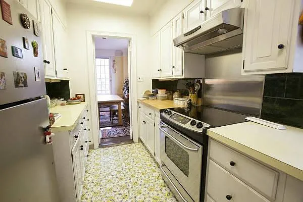 Sold by Level Group | media 14