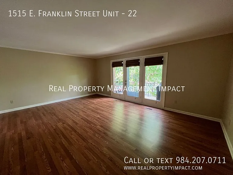 1515 E Franklin St #22 — Photo 17