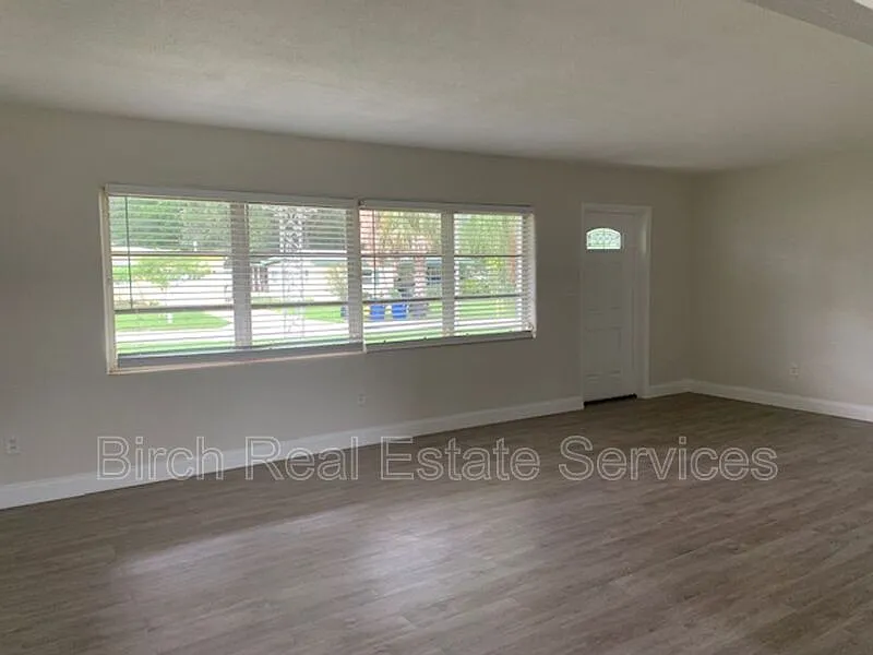 Building Photo - 1406 Lemon St
