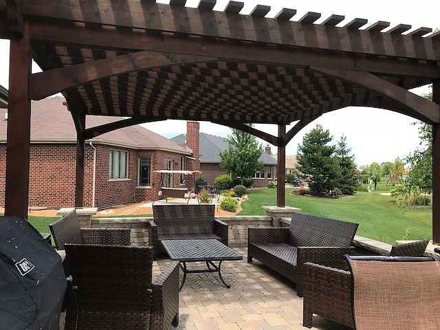 2nd image of 2836 Taylor Glen Dr