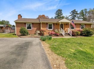 2056 Fortview Dr, Chester, VA 23831