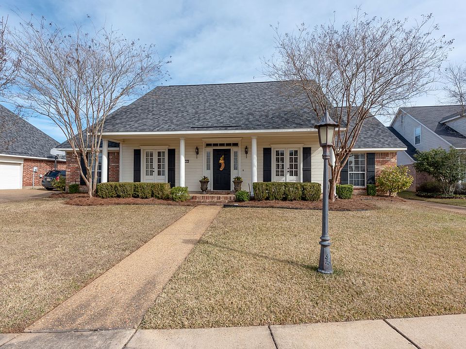 9345 Stonebriar Circle 