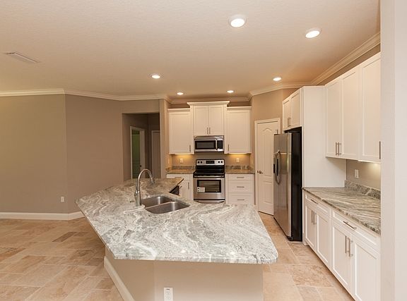 3rd image of 17 Big Bear Ln