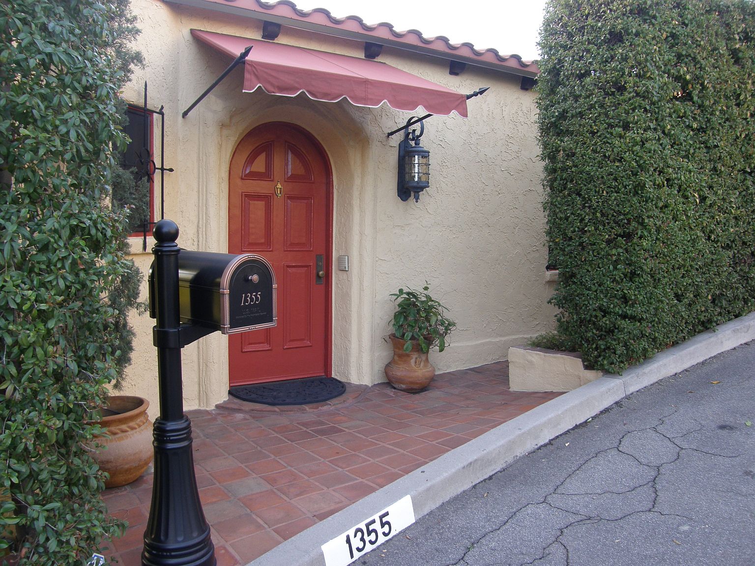 1355 Cedar Court Rd Glendale CA 91207 Zillow