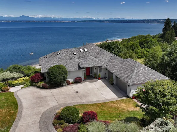 4697 Wrightsman Place, Clinton, WA 98236